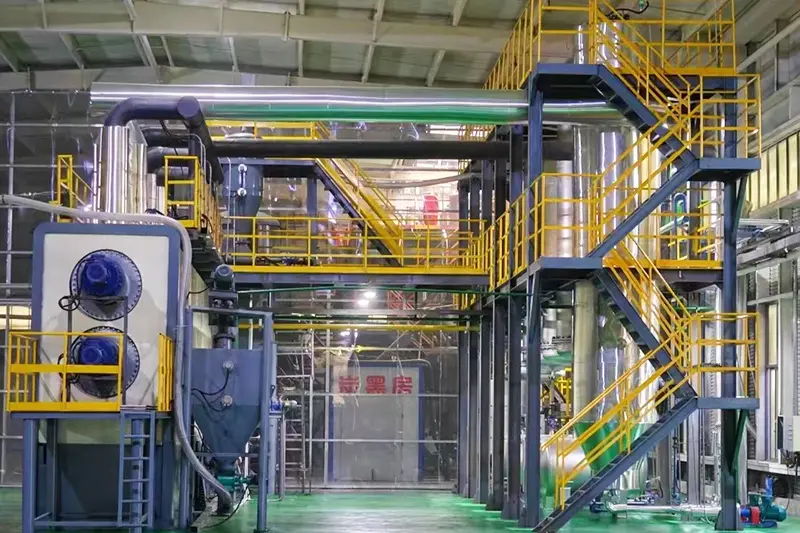 The Cases of Continuous Waste Plastic Pyrolysis Plant(Double level reactor)